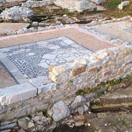 AREA ARCHEOLOGICA AQUILEIA AREA ARCHEOLOGICA AQUILEIA